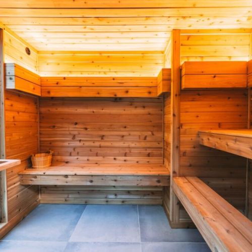 The Finnish word ´löyly´ is the name for the evaporating hot steam that rises from ´kiuas´ stoves after water has been carefully thrown on top of them. It is precisely this löyly that turns sauna space into hot and humid paradise, capable of slowly r